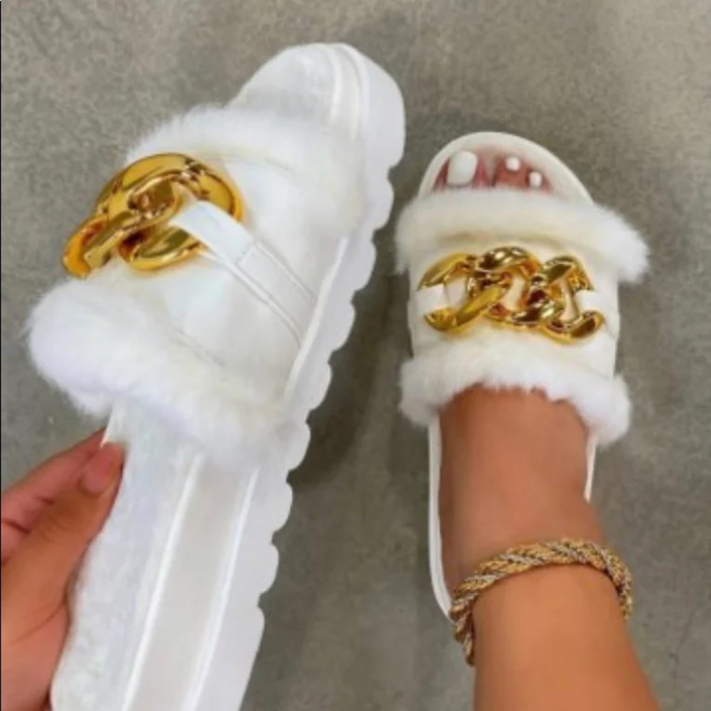 Gold detail slides